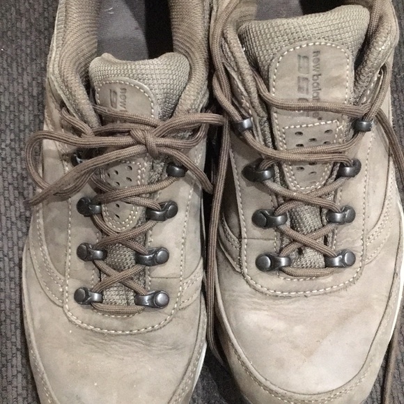 WATERPROOF New Balance Goretex shoes women 9 - Picture 12 of 15